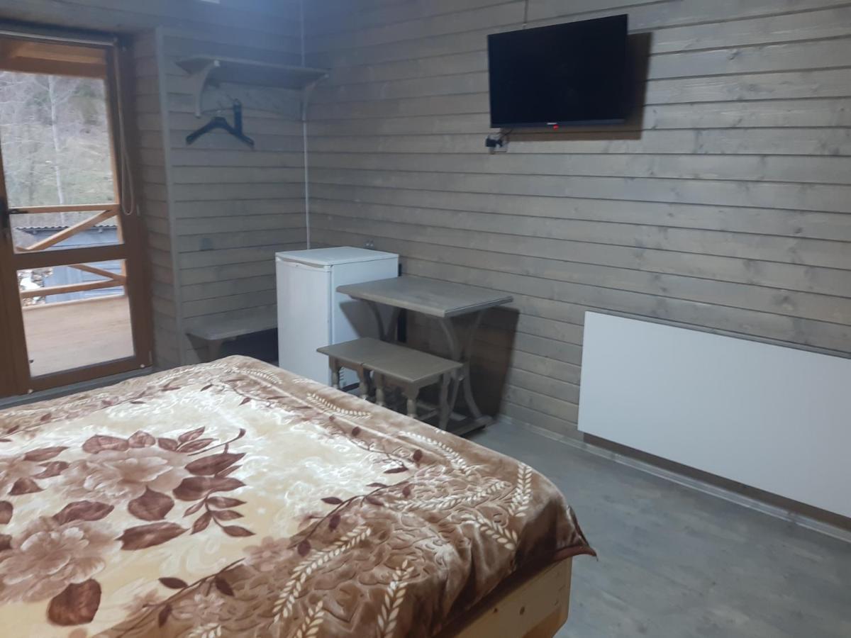 Садиба У Курила З Сауною Та Чаном На Дровах Shepot Exterior foto